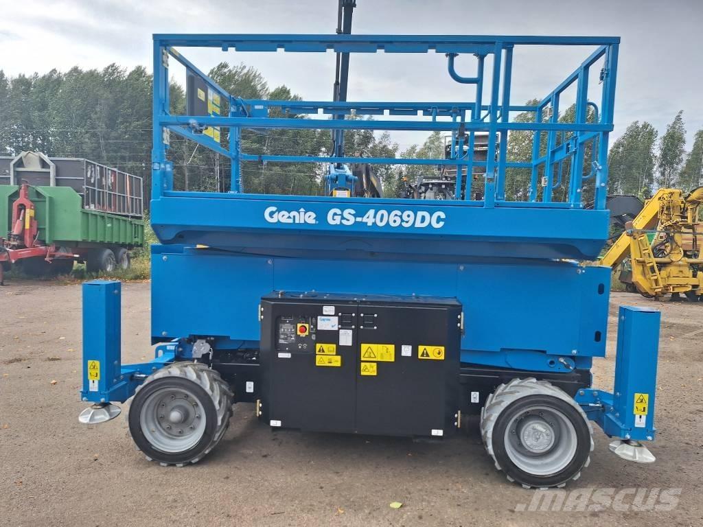 Genie GS-4069 DC Platforme foarfeca