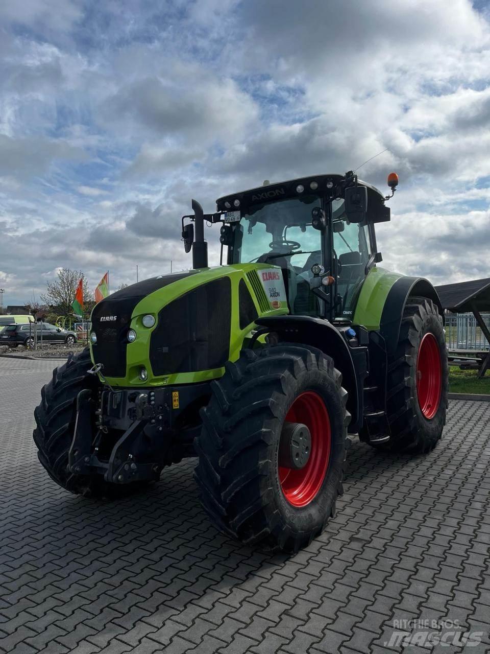 CLAAS Axion 940 Tractoare