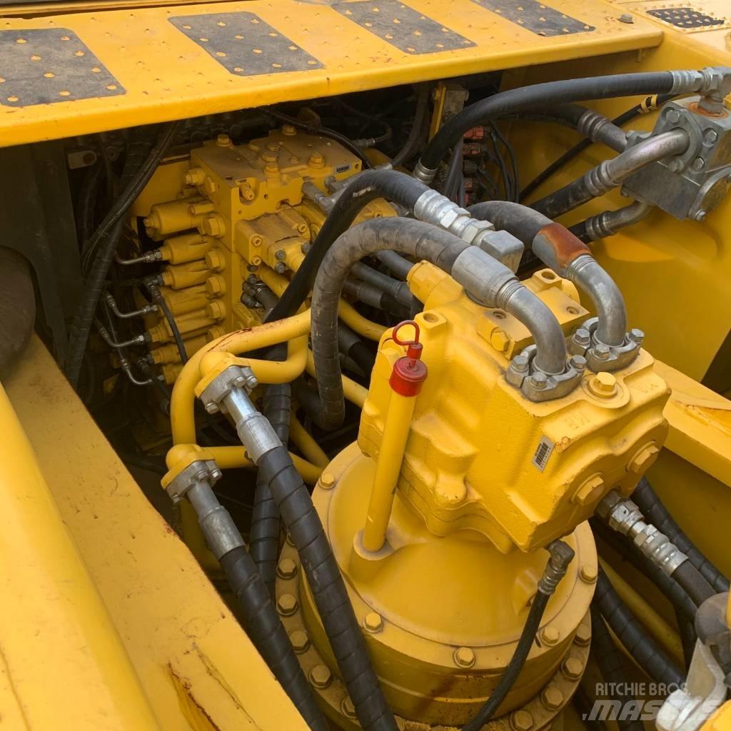 Komatsu PC450-8 Excavatoare pe șenile
