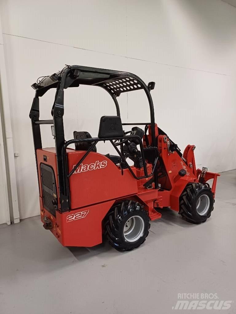 Macks 227 Mini incarcatoare