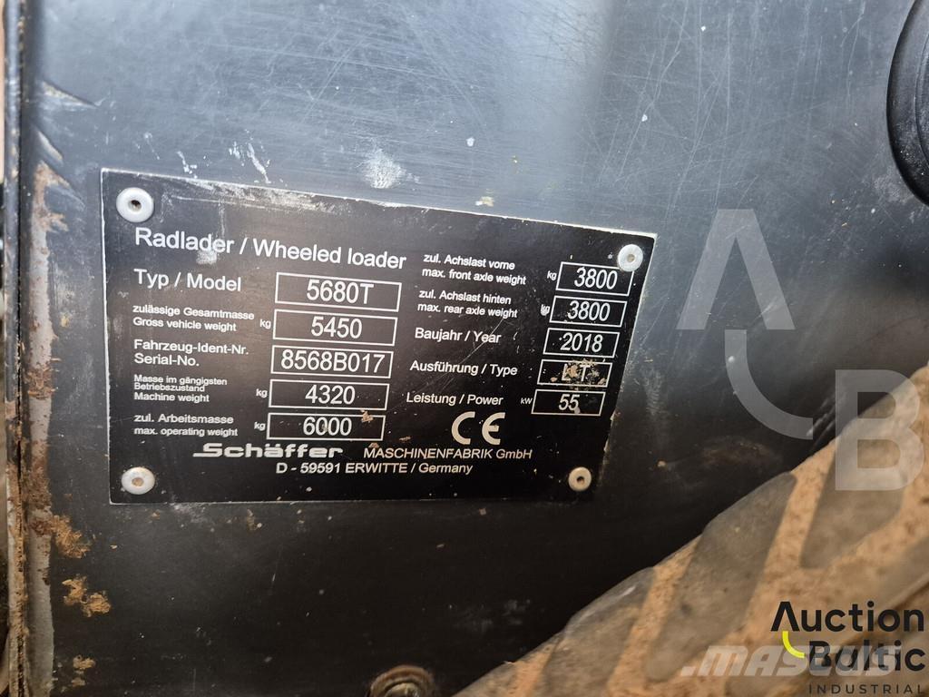 Schäffer 5680T Incarcator pe pneuri