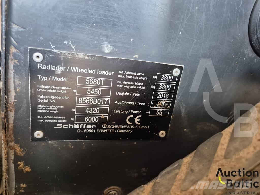 Schäffer 5680T Incarcator pe pneuri