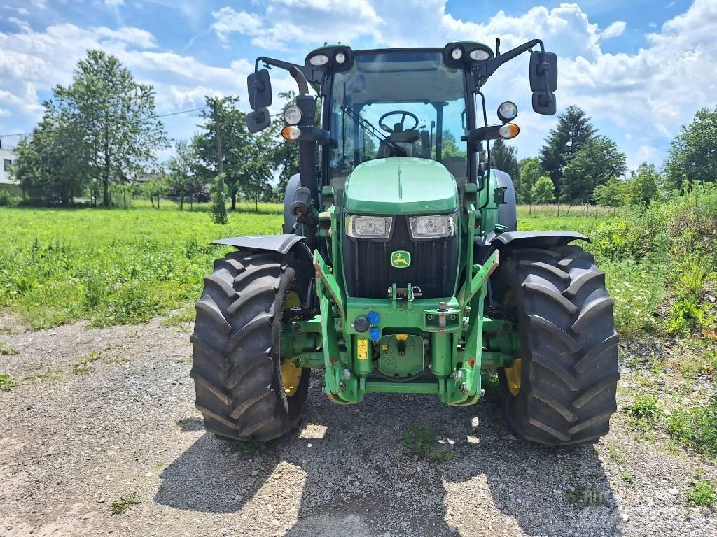John Deere 5125R Tractoare
