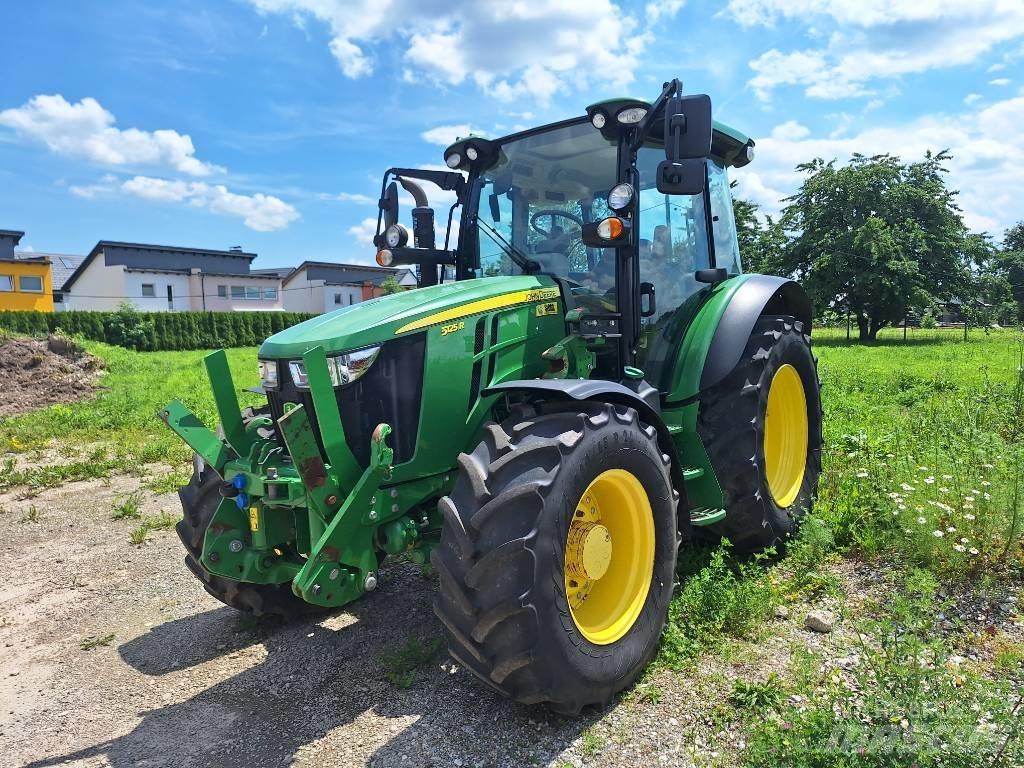John Deere 5125R Tractoare