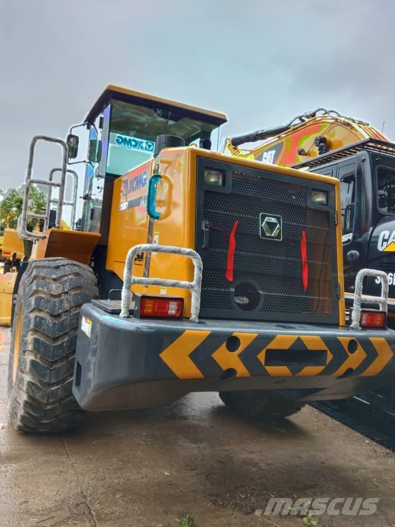 XCMG LW 500 KV Incarcator pe pneuri