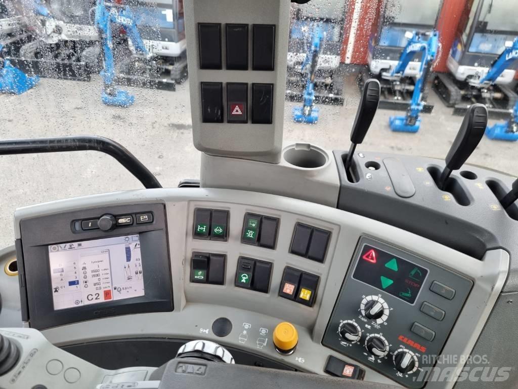 CLAAS 820 Axion Tractoare