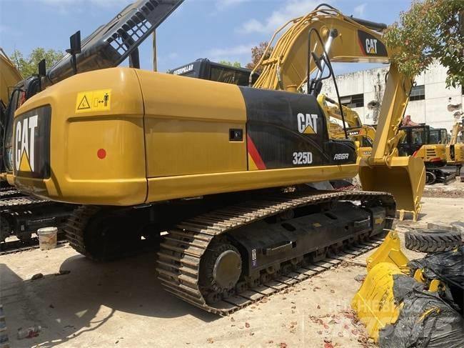 CAT 325 D Excavatoare pe șenile
