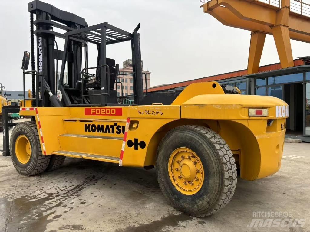 Komatsu FD200 Stivuitoare telescopice