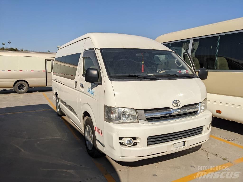 Toyota Hiace Autobuze intercity