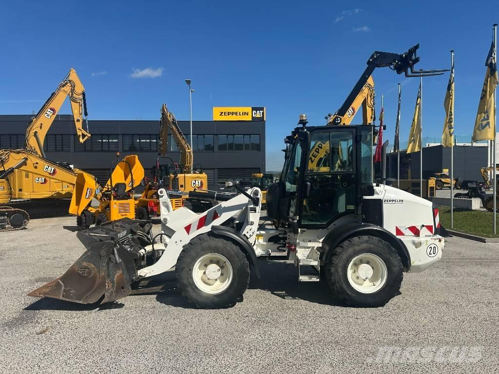 CAT 908 M Incarcator pe pneuri