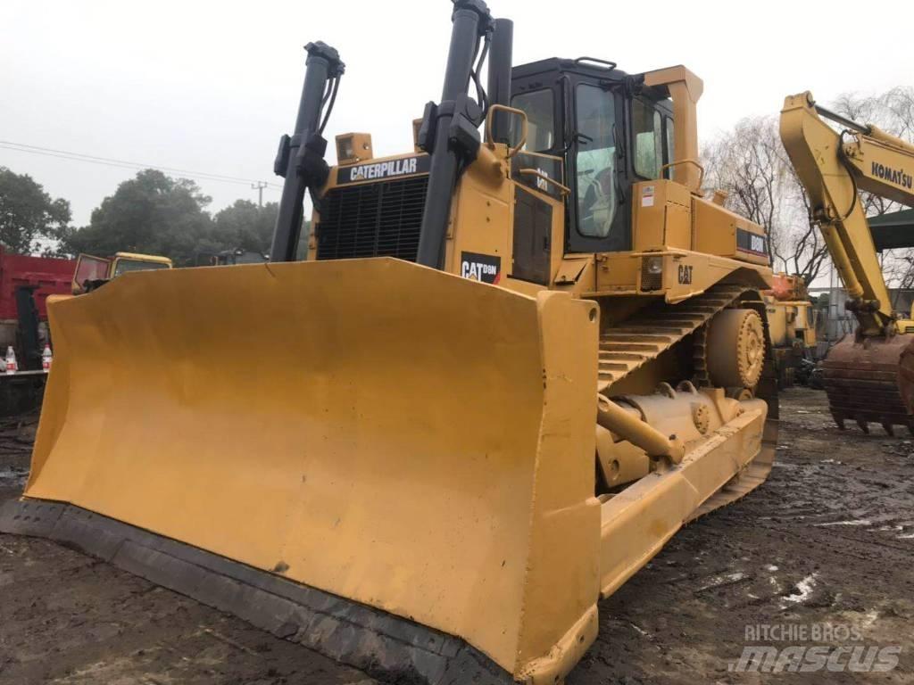 CAT D8N Buldozere pe senile