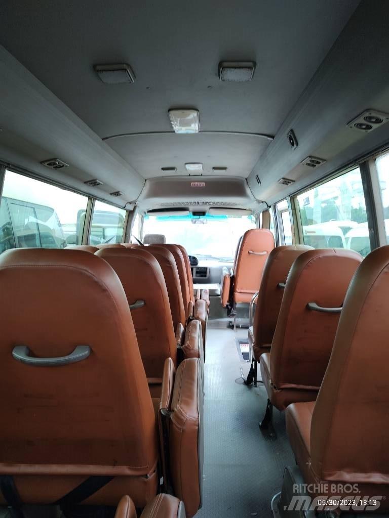 Toyota Coaster Bus Mini autobuze
