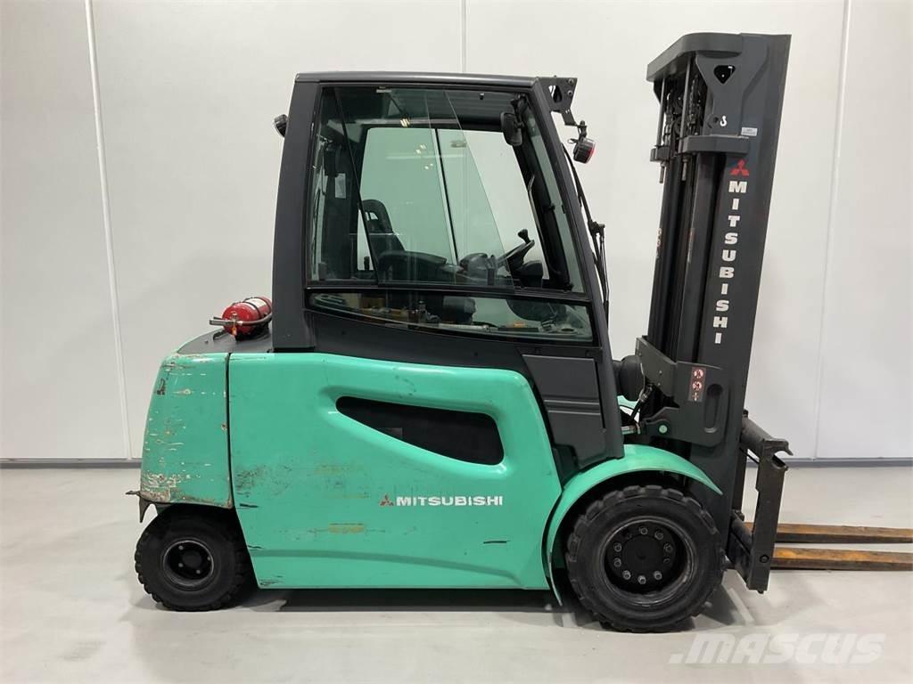 Mitsubishi FB50-2 Stivuitor electric