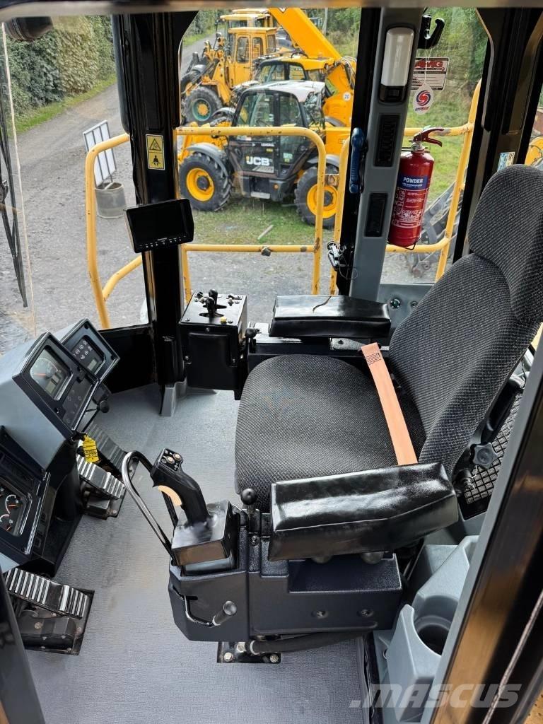 CAT 988 H Incarcator pe pneuri