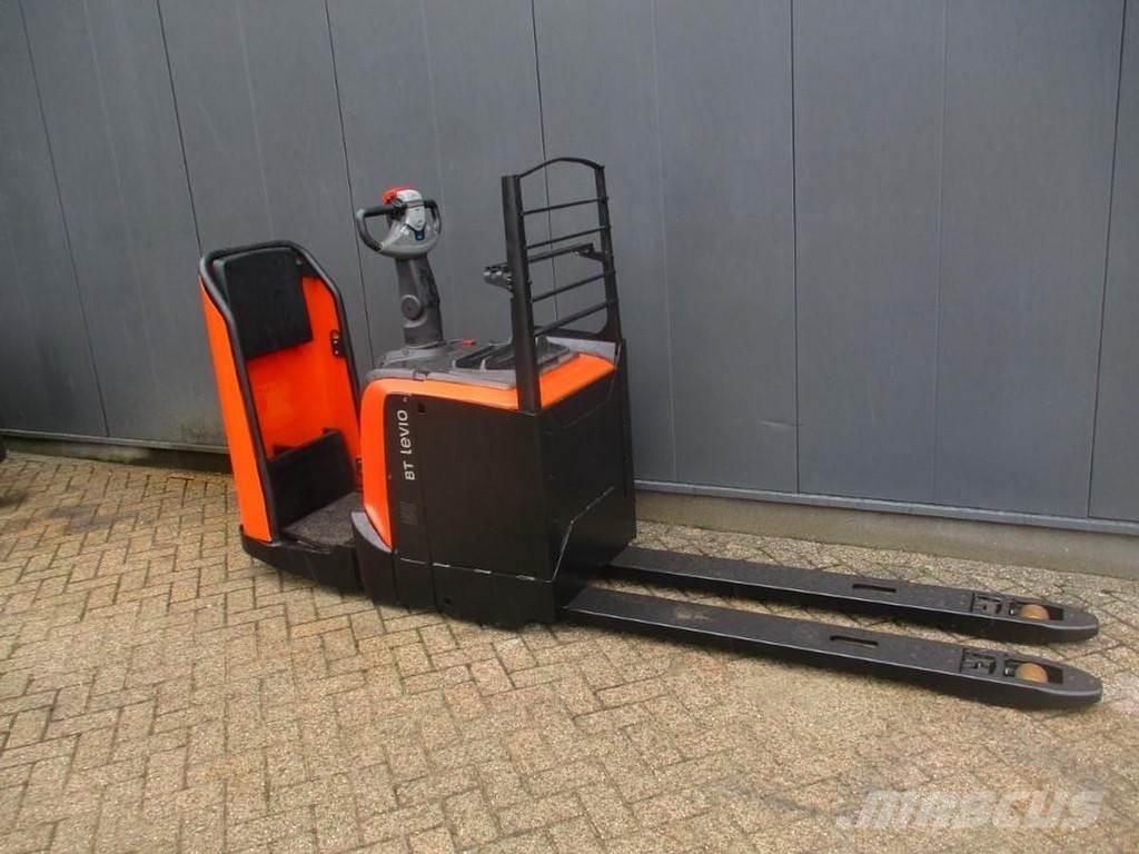 BT LPE 200 Transpaleta cu platforma