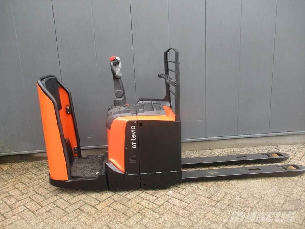 BT LPE 200 Transpaleta cu platforma
