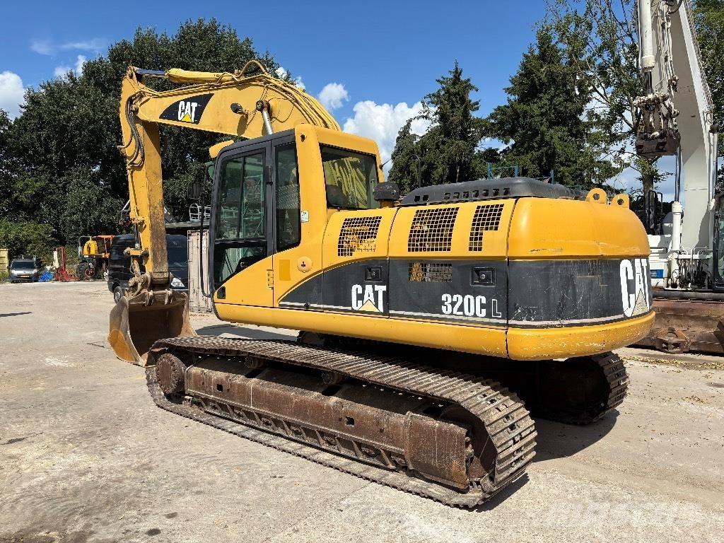 CAT 320 C L Excavatoare pe șenile
