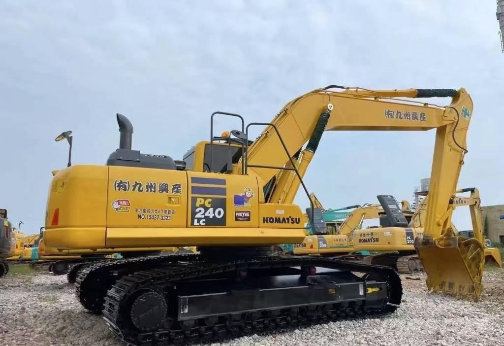 Komatsu PC 240 Excavatoare pe șenile
