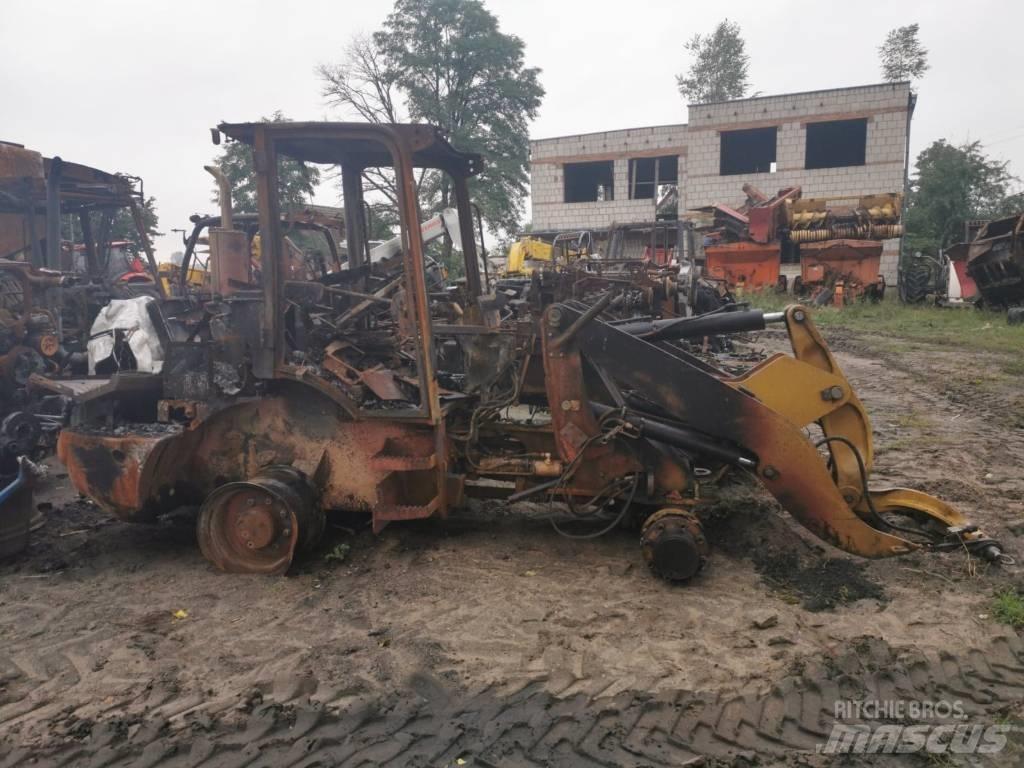 CAT 908H 2011r Incarcator pe pneuri
