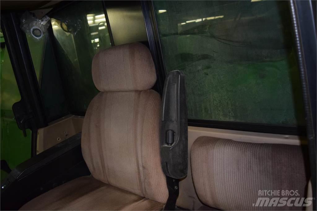 John Deere 2064 Combine de secerat