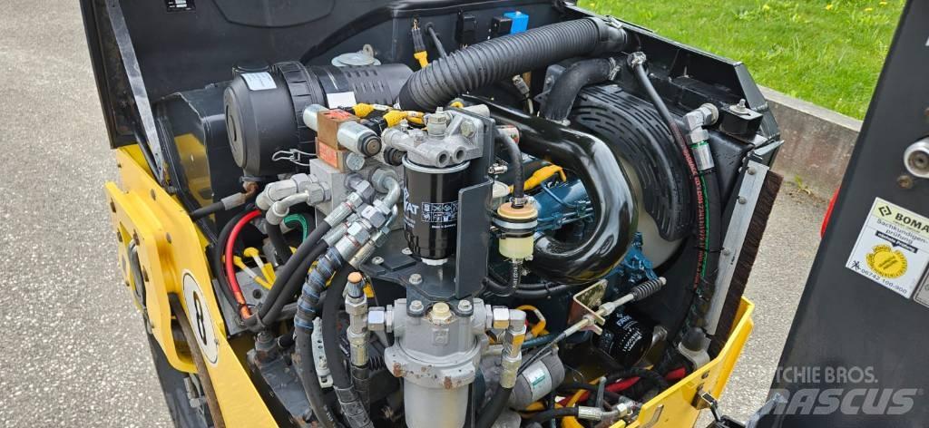 Bomag BW 100 AC Cilindri compactori micsti