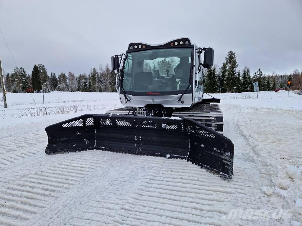 Prinoth Husky 4F Utilaje deszapezire