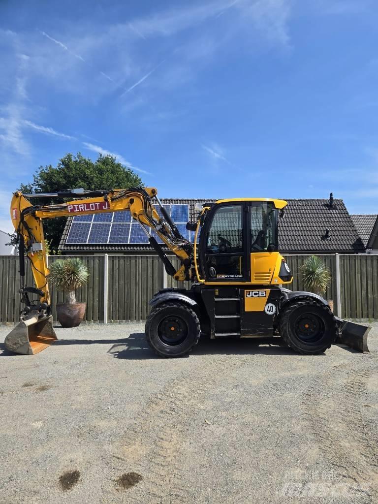 JCB 110 W Excavatoare cu roti