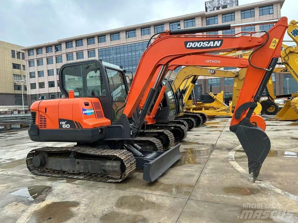 Doosan DX60-9 Mini excavatoare < 7t