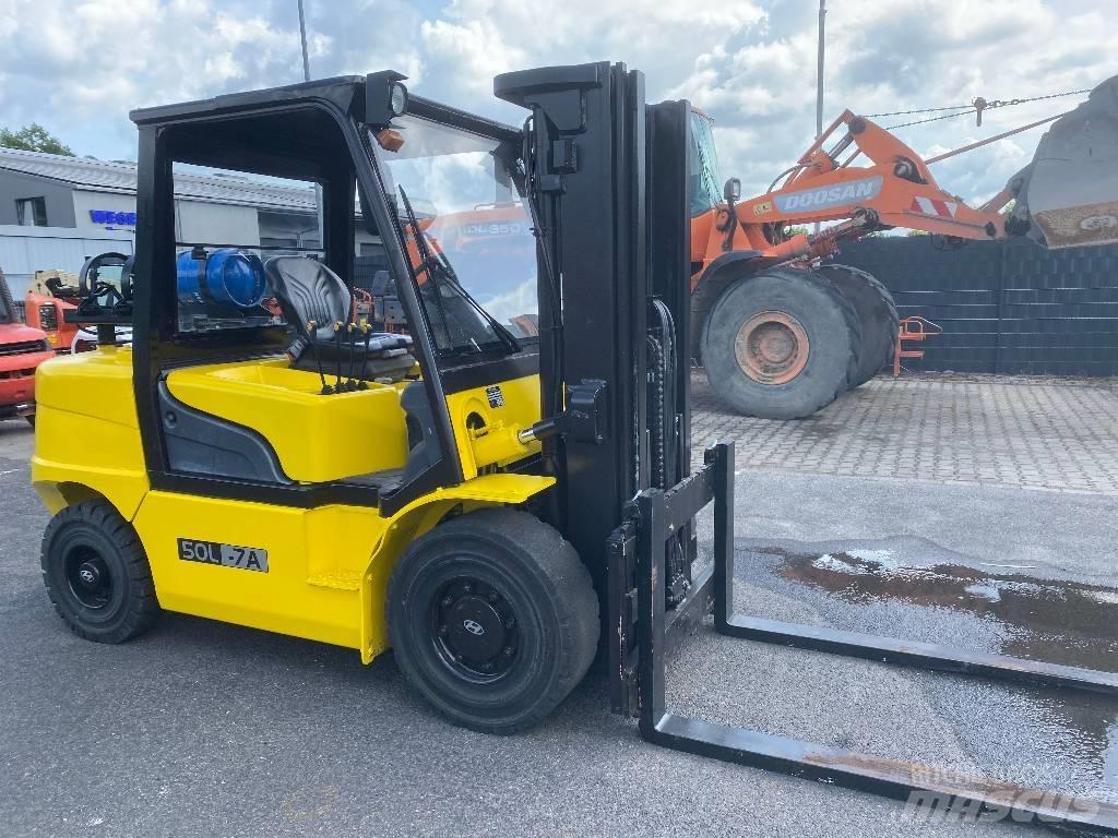 Hyundai 50 L-7 A Stivuitor GPL
