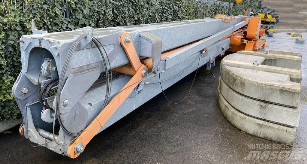 FB GRU GA 136 Macarale turn