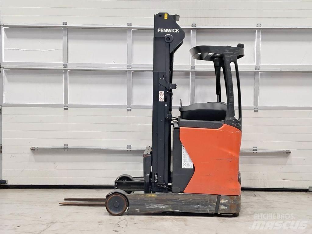 Linde R14-01 Stivuitor cu catarg retractabil