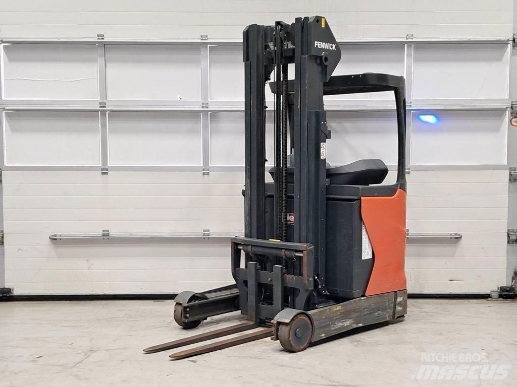 Linde R14-01 Stivuitor cu catarg retractabil