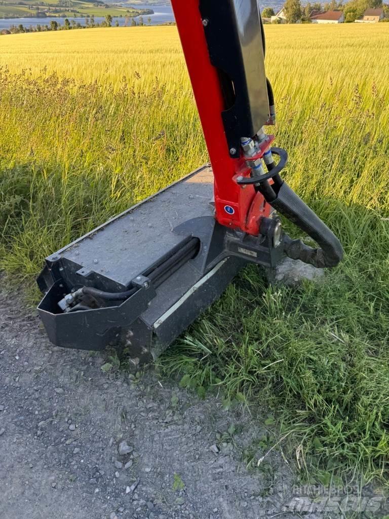 Kuhn E4745 M Alte masini pentru drum si zapada