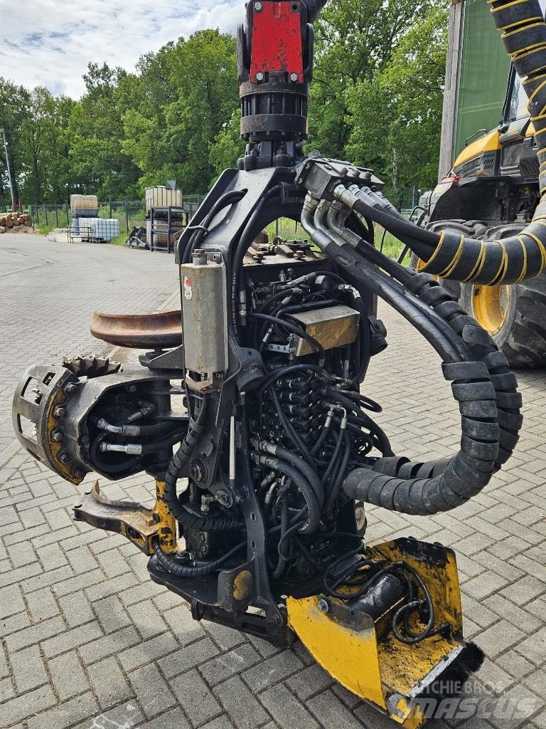 Ponsse Ergo 8W Combine forestiere