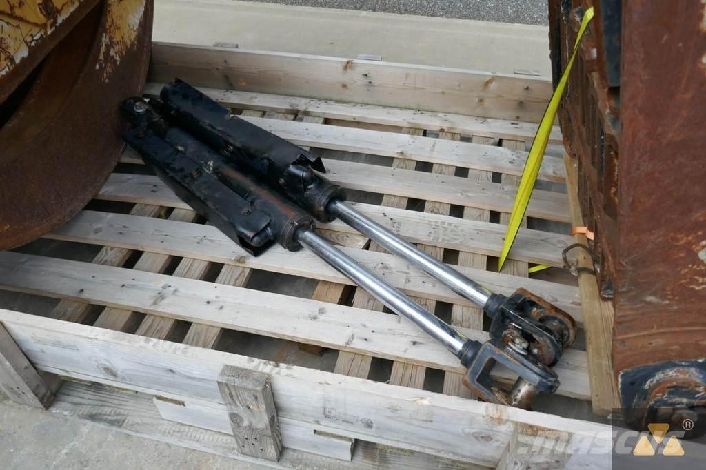 CAT 525D Grapple Transport - Altele