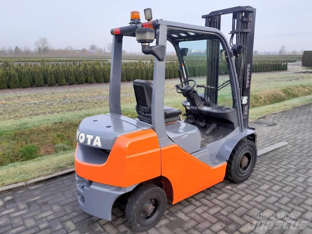 Toyota Tonero 25 Stivuitor diesel