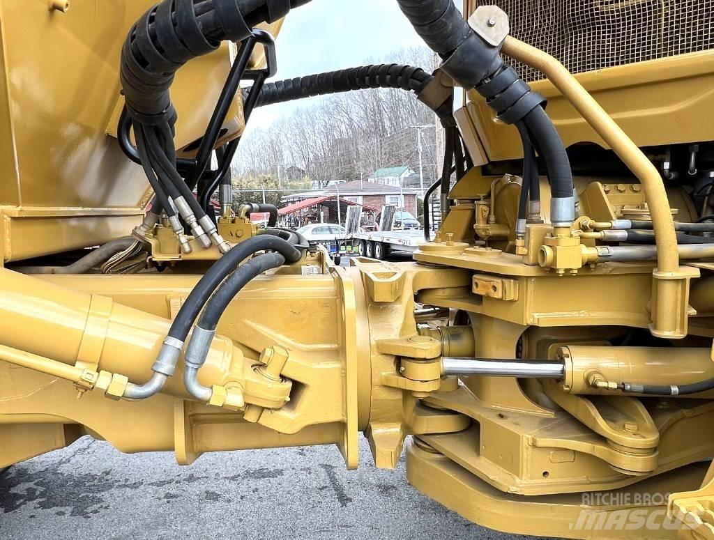 CAT 740 Transportoare articulate