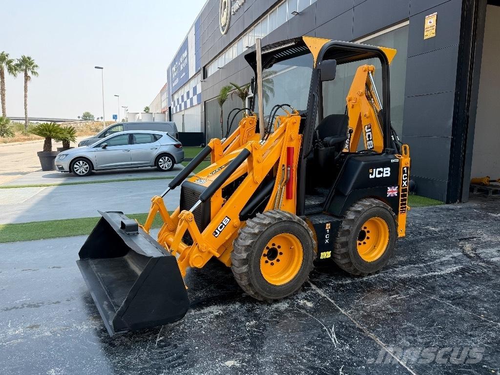 JCB 1 CX Buldoexcavatoare