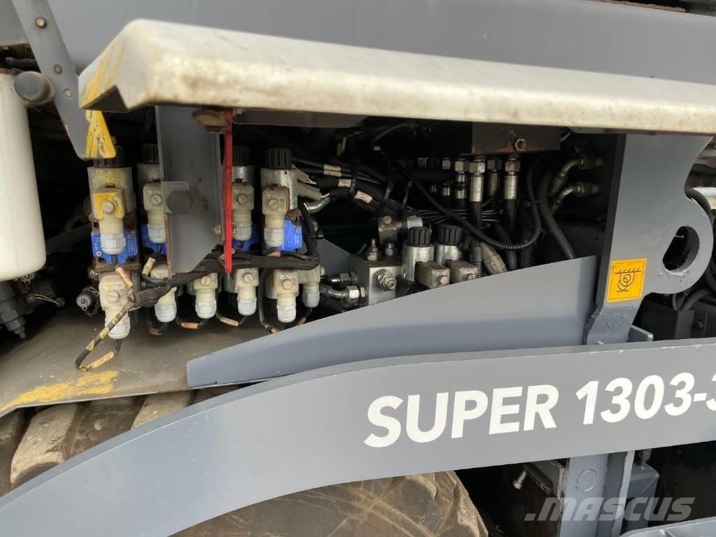 Vögele SUPER 1303-3I Pavatoare asfalt