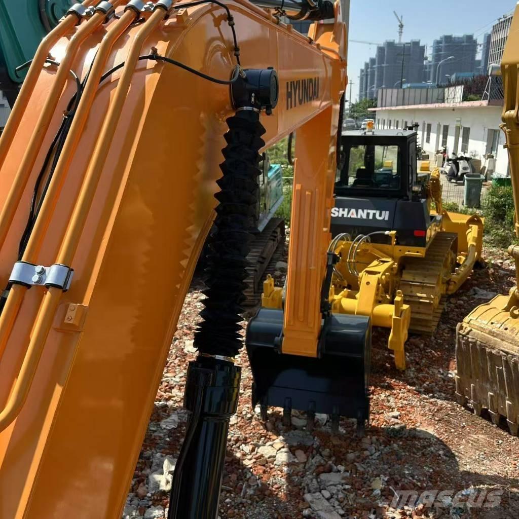 Hyundai 305LC-9T Excavatoare pe șenile
