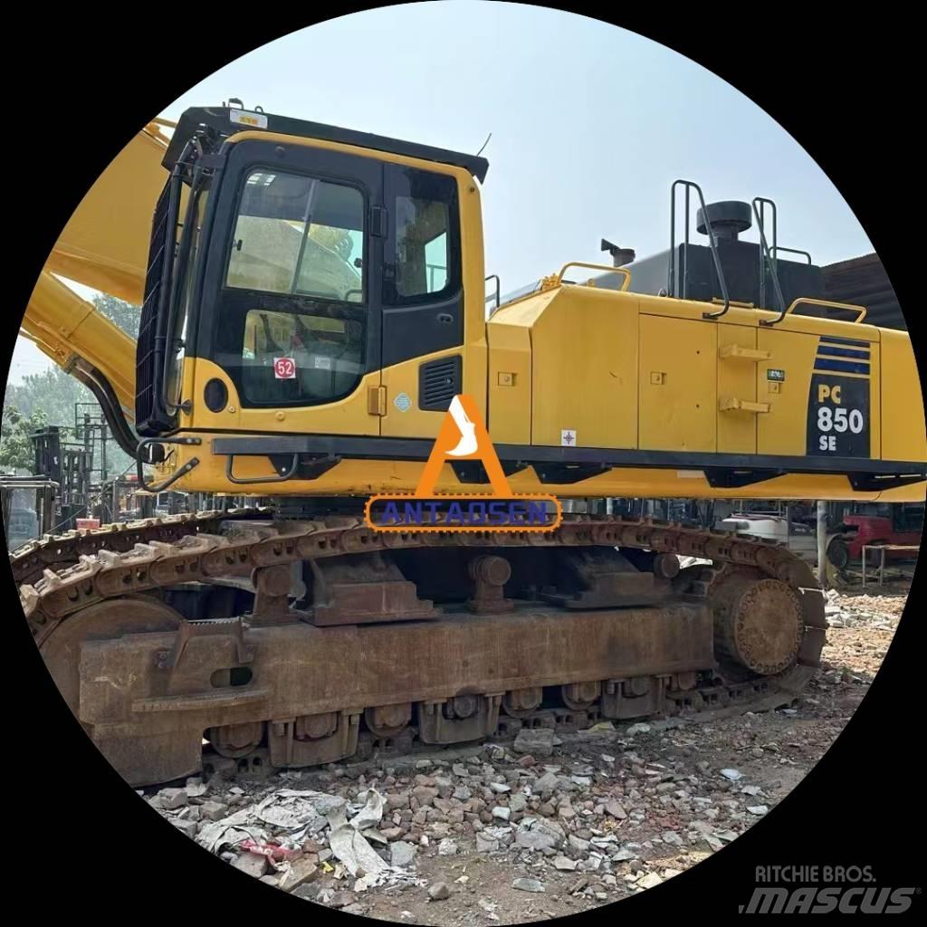 Komatsu PC 850-8 Excavator amfibiu