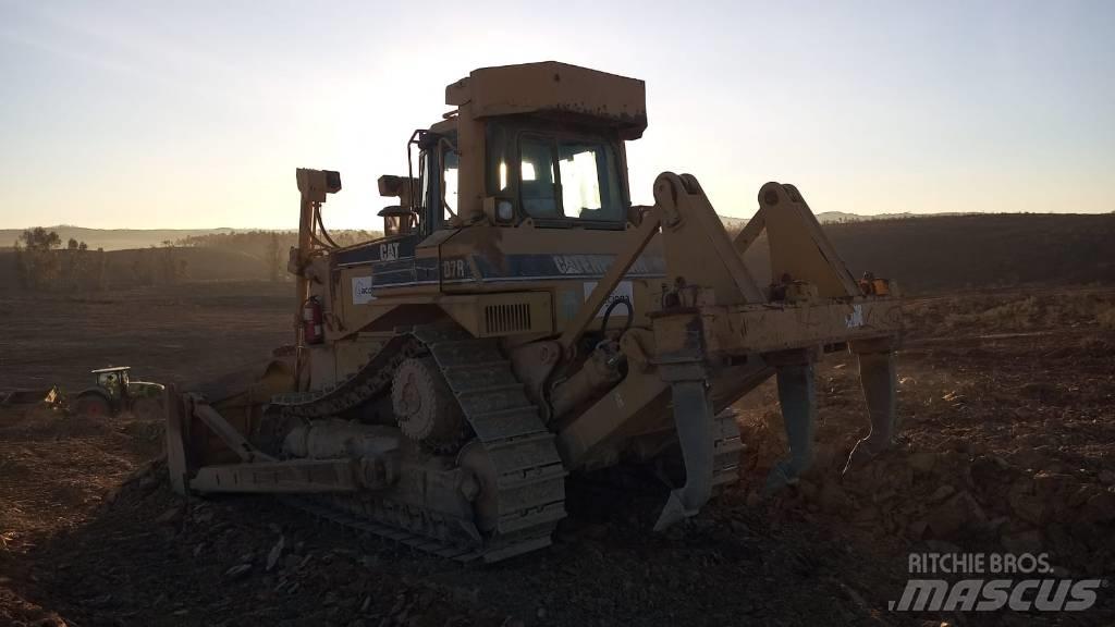 CAT D 7 R Buldozere pe senile