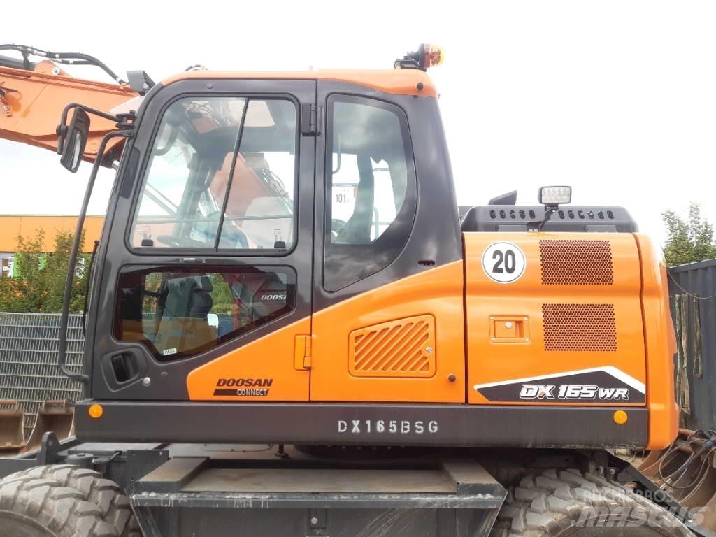 Doosan DX165 WR-7 Excavatoare cu roti