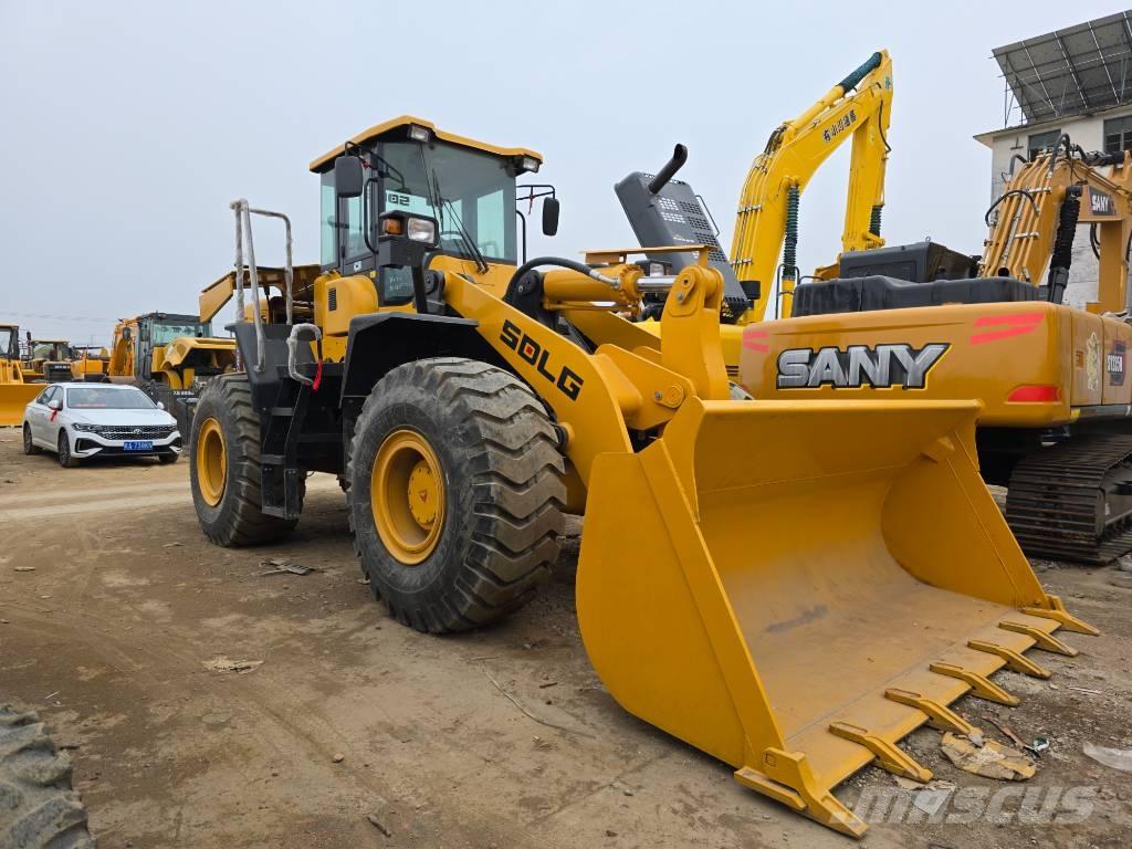 SDLG LG 956 L Incarcator pe pneuri