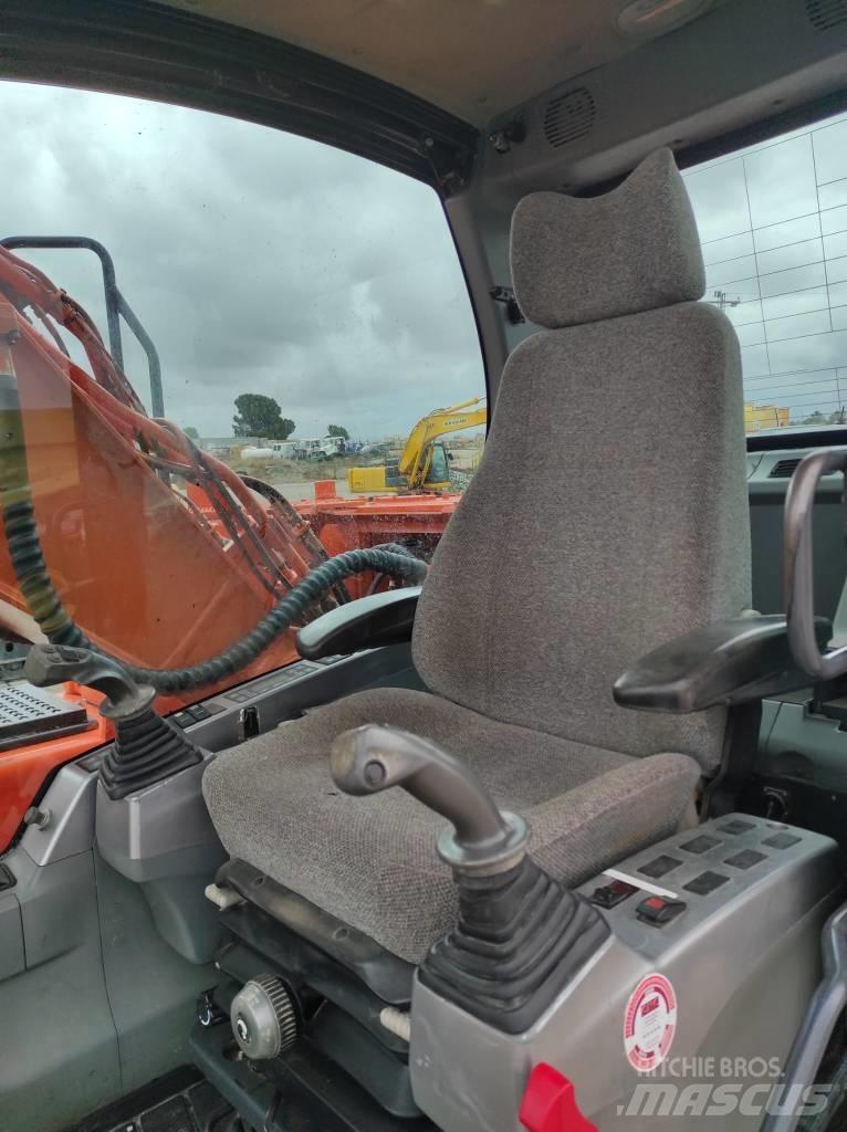 Doosan DX 180 LC Excavatoare pe șenile
