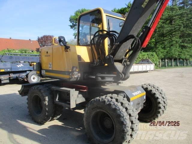 Volvo EW 70 Excavatoare cu roti