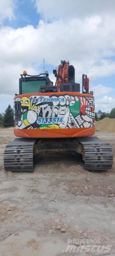 Hitachi ZX 135 US-6 Excavatoare pe șenile
