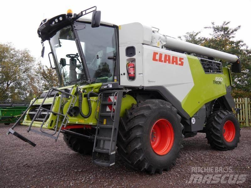 CLAAS TRION 660 Combine de secerat