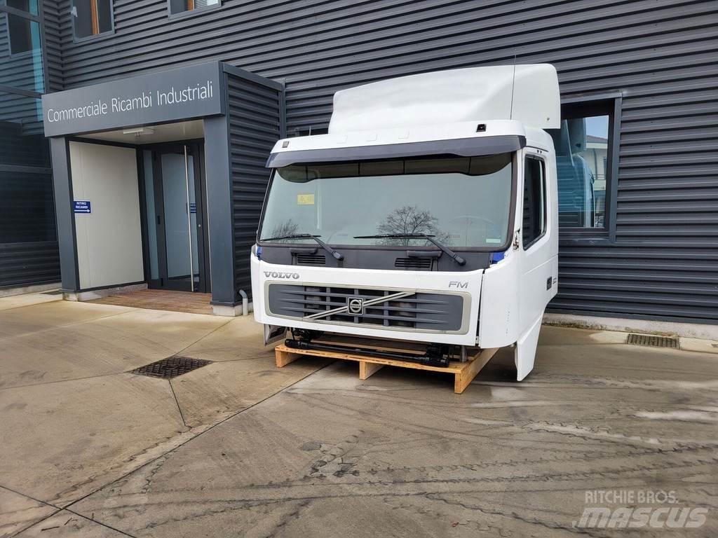 Volvo FL Cabine si interior