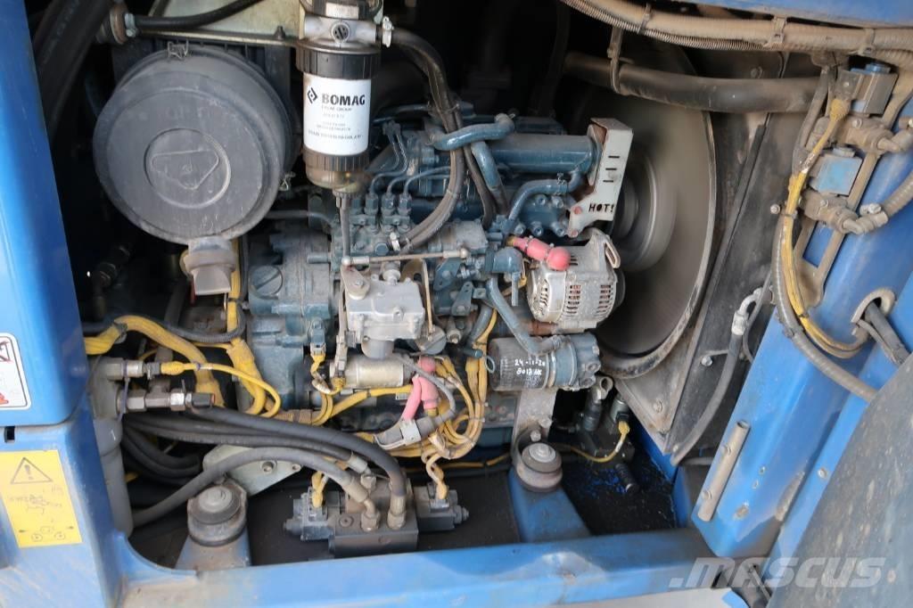 Bomag BW 154 AP-4 Cilindri compactori dubli